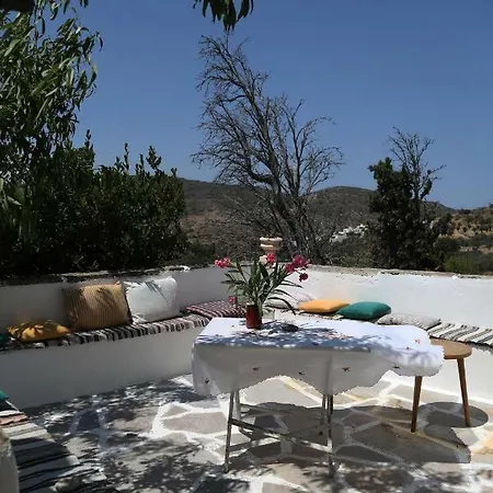 Traditional Guest House 