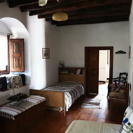 Traditional Guest House 